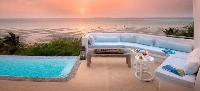 Sapphire & Savannah: South Africa to Mozambique