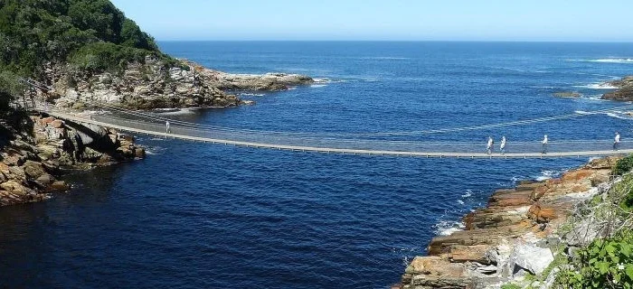 From Table Mountain to the Thunder: The Ultimate Southern Crossing